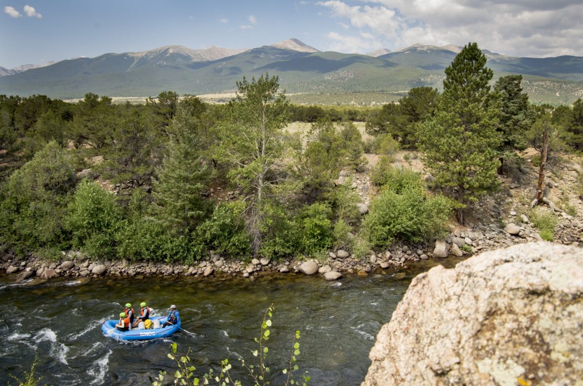 raft-with-mtns.jpg